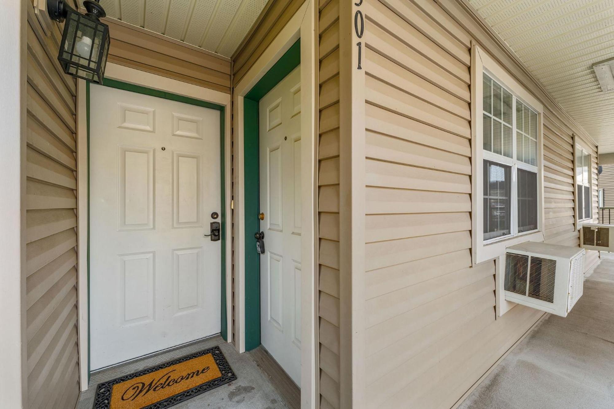 Cozy Top Floor 2Br Condo With View And Amenities!! Branson Exterior photo