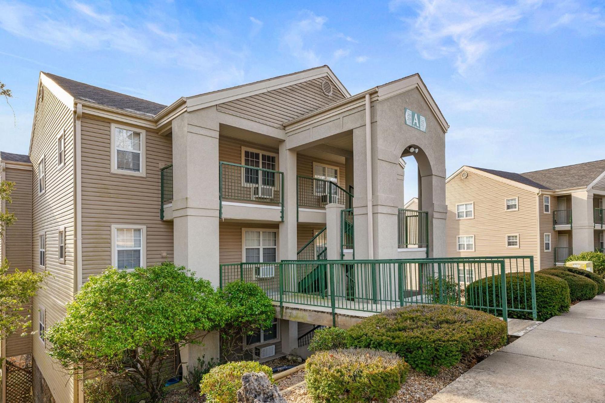 Cozy Top Floor 2Br Condo With View And Amenities!! Branson Exterior photo