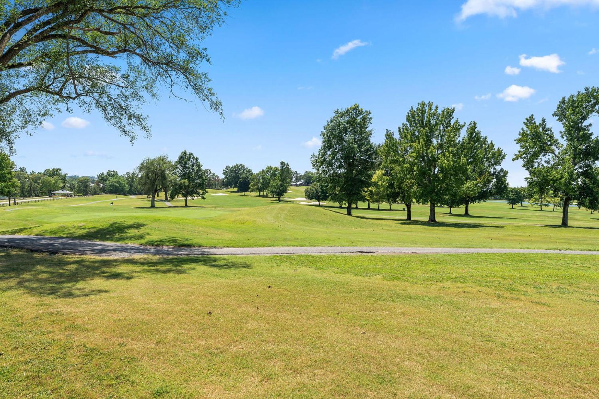 Cozy Top Floor 2Br Condo With View And Amenities!! Branson Exterior photo